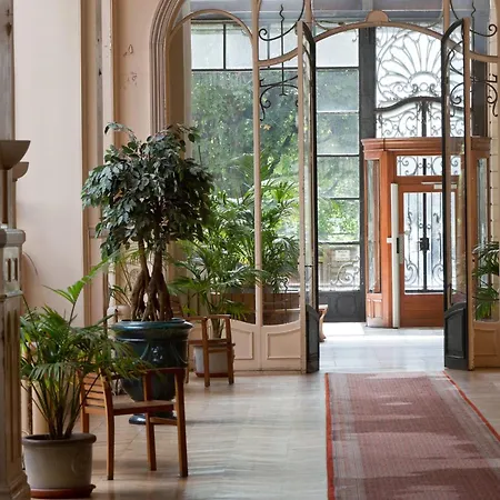Le Boudoir Monsieur Aurelien - Hoteliere Apartman