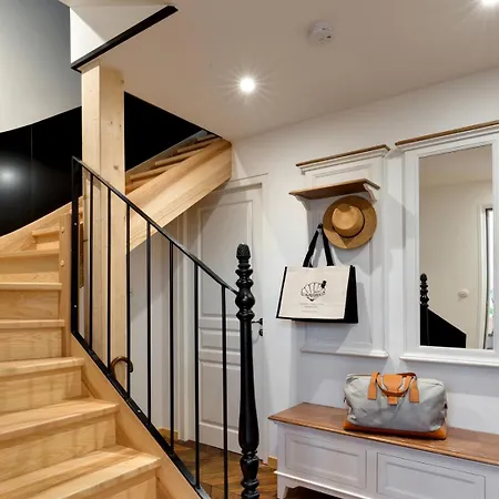 Le Boudoir Monsieur Aurelien - Hoteliere Apartman