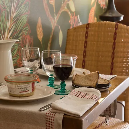 Le Boudoir Monsieur Aurelien - Hoteliere * Le Mont-Dore